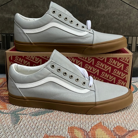 Vans WMNS Old Skool
(Gum) High Rise/True Wht
VN0A3WKT3ZC Sneakers - Picture 2 of 16